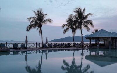 Marriott ile ma pięter i co wyróżnia jego architekturę?